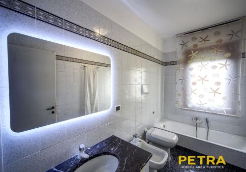 casa al mare a san benedetto del tronto via colleoni